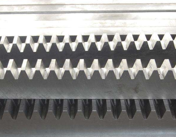 升降機(jī)塔機(jī)齒條的關(guān)鍵技術(shù)
